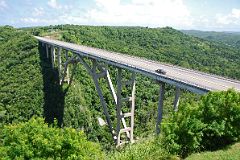 61 Cuba - Bacunayagua Bridge